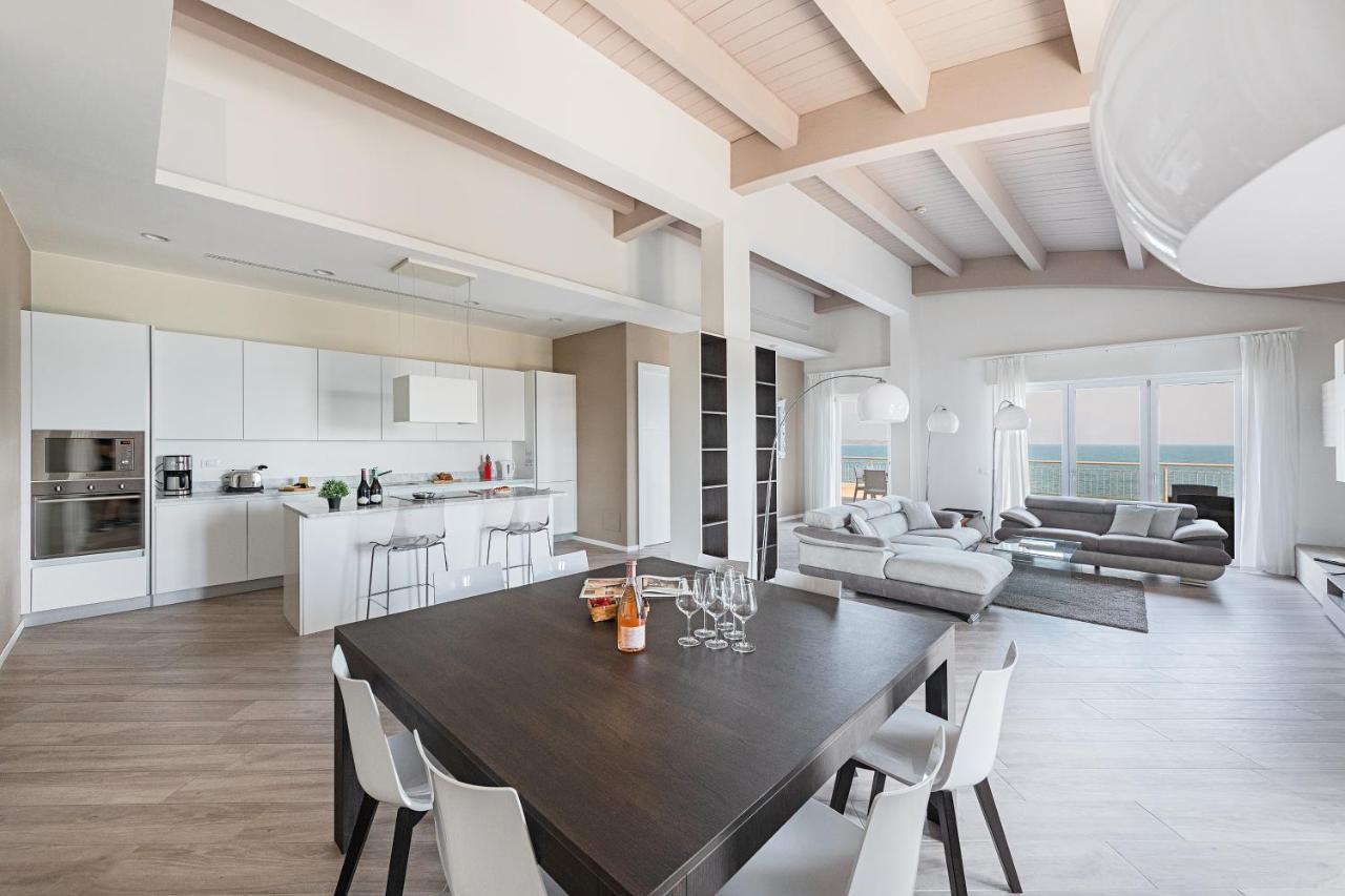 Residenza Miralago By Wonderful Italy Ντεζεντσάνο ντελ Γκάρντα Εξωτερικό φωτογραφία