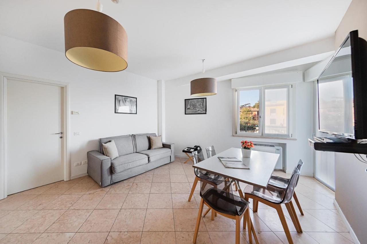 Residenza Miralago By Wonderful Italy Ντεζεντσάνο ντελ Γκάρντα Εξωτερικό φωτογραφία