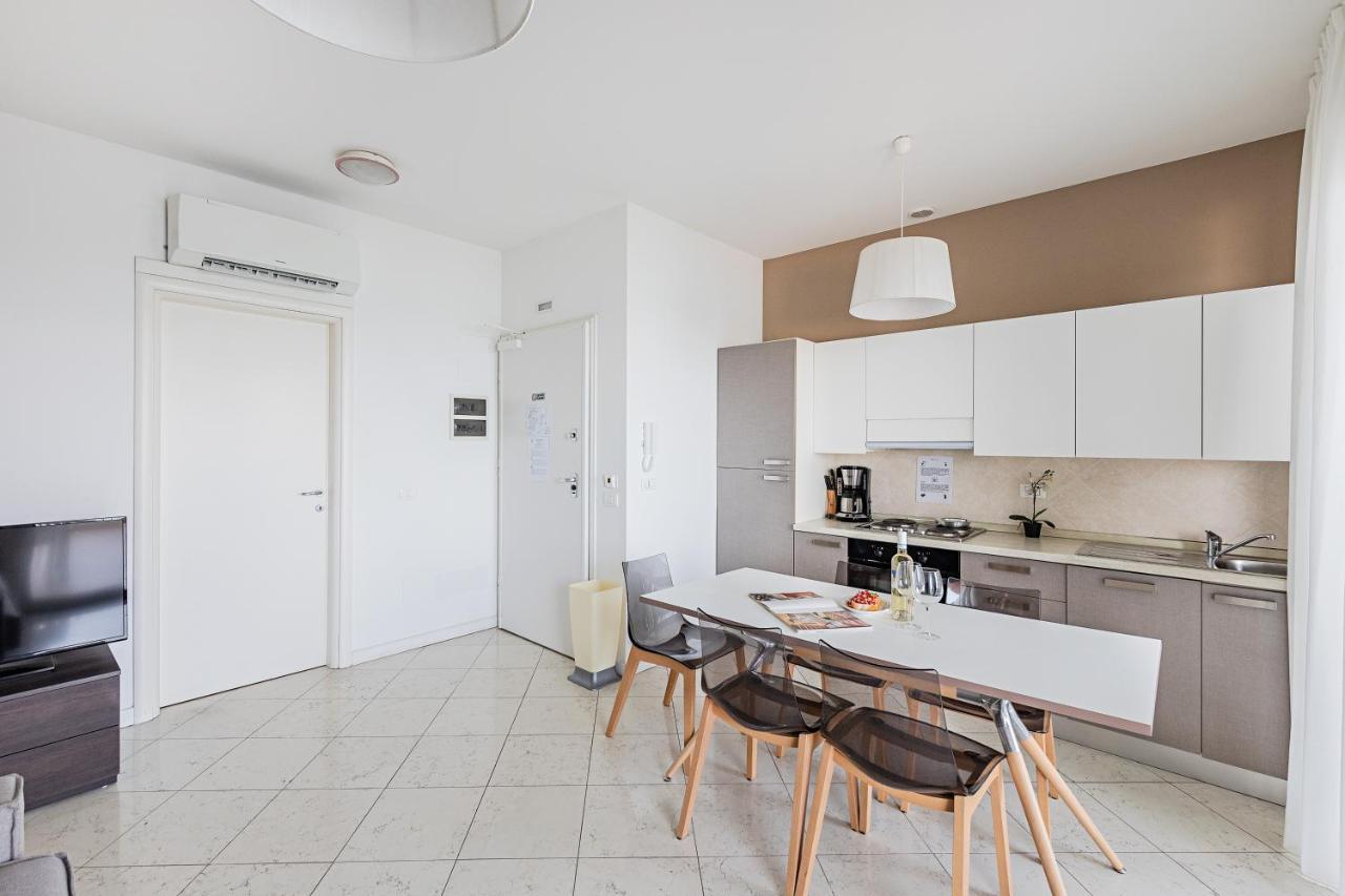 Residenza Miralago By Wonderful Italy Ντεζεντσάνο ντελ Γκάρντα Εξωτερικό φωτογραφία