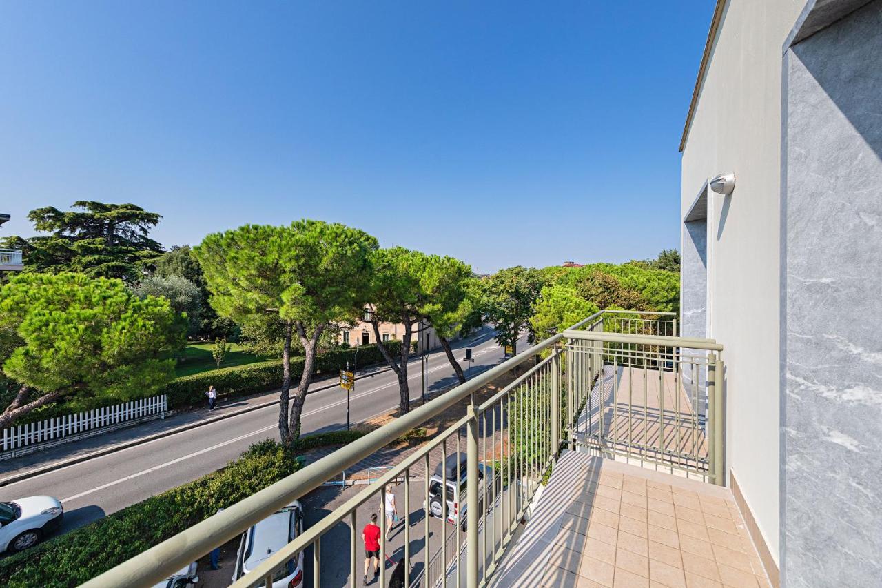 Residenza Miralago By Wonderful Italy Ντεζεντσάνο ντελ Γκάρντα Εξωτερικό φωτογραφία