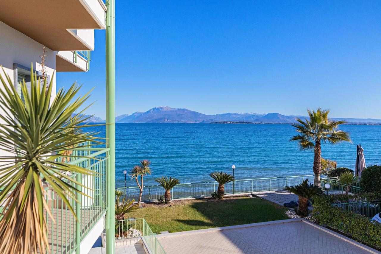 Residenza Miralago By Wonderful Italy Ντεζεντσάνο ντελ Γκάρντα Εξωτερικό φωτογραφία