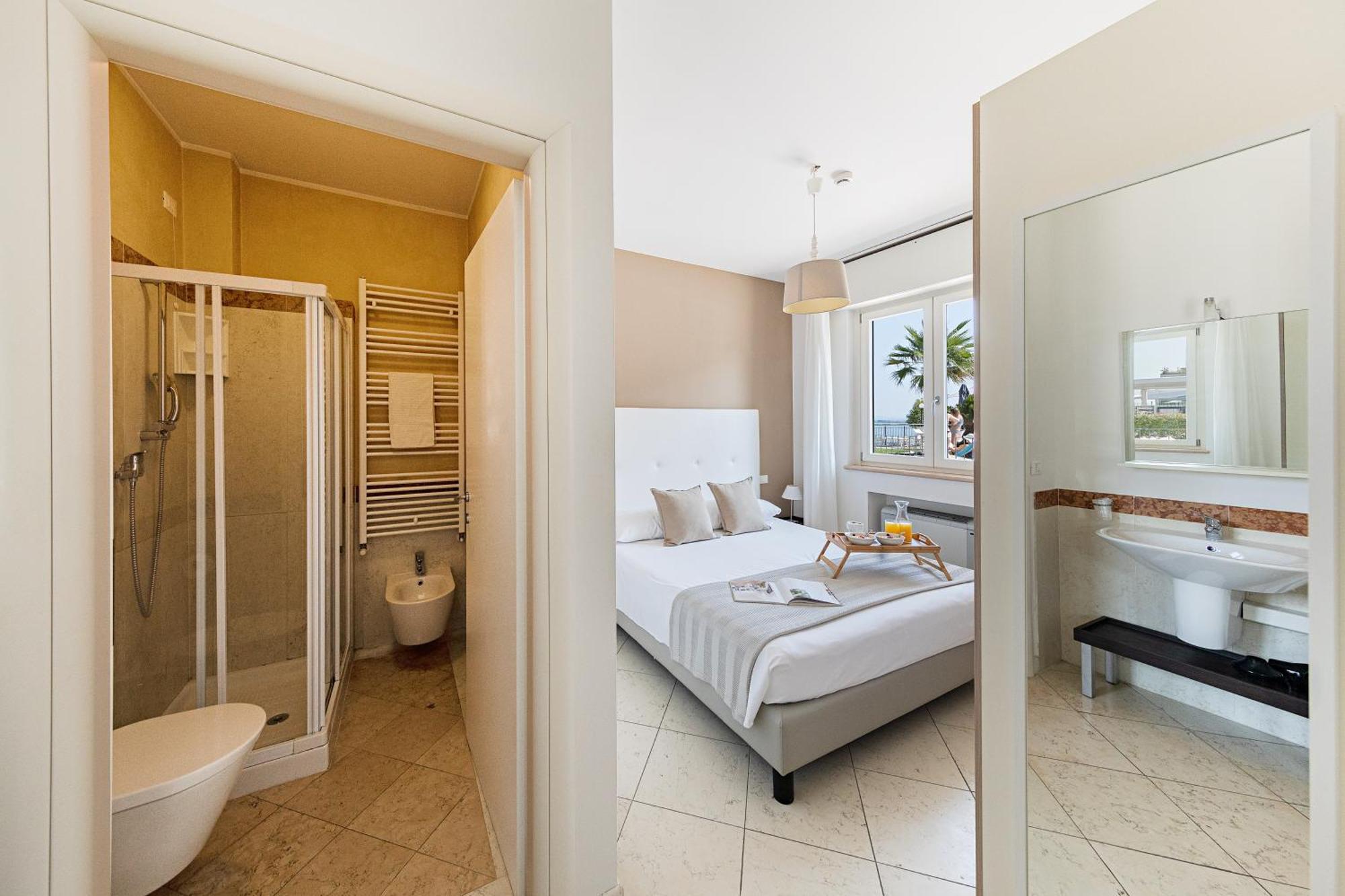 Residenza Miralago By Wonderful Italy Ντεζεντσάνο ντελ Γκάρντα Εξωτερικό φωτογραφία